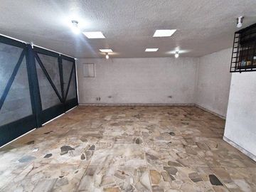 🏡✨ CASA EXCLUSIVA EN LA CALLE BRASIL – AMPLIA, ELEGANTE Y EN ZONA DE ALTA PLUSVALÍA ✨🏡
