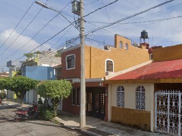 Venta de Casa Barata en Col. El Carmen. Michoacán