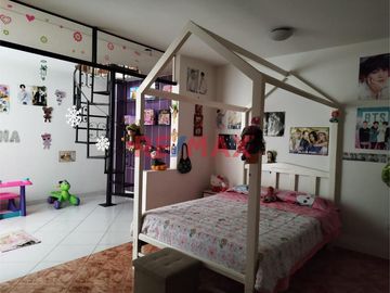 Venta De Casa En Residencial Los Paltos De San Antonio De Carapongo Lurigancho