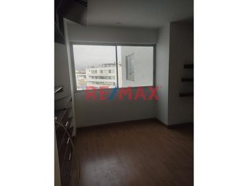 Oportunidad Unica Venta De Departamento Y Estacionamiento En Santiago De Surco