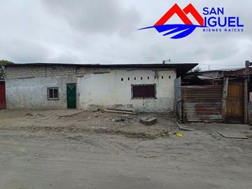 SE VENDE CASA RENTERA, ÁREA 1.548 M2. QUININDÉ – ESMERALDAS - ECUADOR