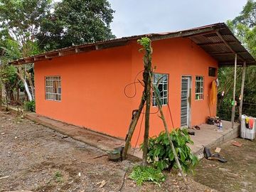 SE VENDE CASA DE DOS PLANTAS + VILLA,  LA UNIÓN – QUININDÉ – ESMERALDAS – ECUADOR