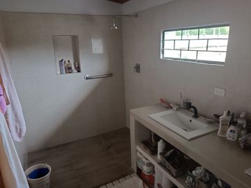 SE VENDE HERMOSA CASA 251 M2. DE CONST. NUEVO QUININDÉ – QUININDÉ – ESMERALDAS - ECUADOR