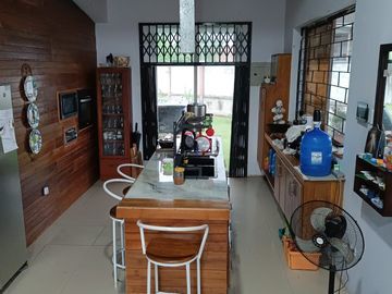 SE VENDE HERMOSA CASA 251 M2. DE CONST. NUEVO QUININDÉ – QUININDÉ – ESMERALDAS - ECUADOR
