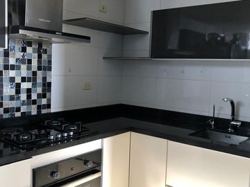 VENTA APTO BARATO PARQUEADERO PROPIO