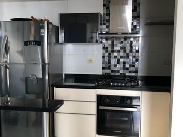 VENTA APTO BARATO PARQUEADERO PROPIO