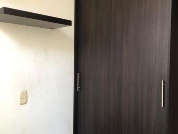VENTA APTO BARATO PARQUEADERO PROPIO