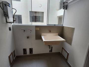 VEND DEPA+COCHERA+DEPÓSITO EN MIRAFLORES $195,000.