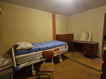 VENDO CASA DE 2 PISOS EN COMAS