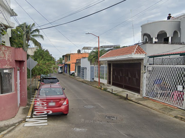 Casa en Remate Bancario en C. Miguel Hidalgo, Tapachula de Crodoba, Chis. (65% debajo de su valor comercial, solo recursos propios)