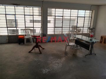 🏗️ ¡Oportunidad Única Para Inversionistas Y Empresas En Expansión! 🛠️ Local Industrial En Smp