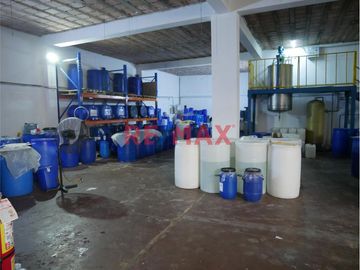 🏗️ ¡Oportunidad Única Para Inversionistas Y Empresas En Expansión! 🛠️ Local Industrial En Smp