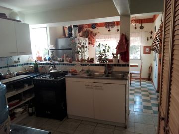 Muy amplia casa en centro de Casablanca 7D 3B 233m2 $330.000.000
