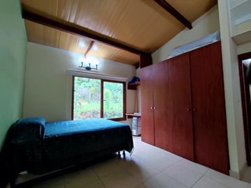 Casa en venta en Pedro Vicente Maldonado, de 3 habitaciones, Quito, Ecuador