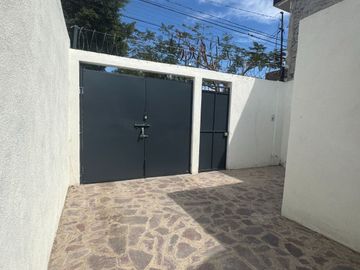 ¡Casa de 1 planta en León! Ubicación privilegiada y lista para habitar