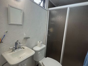 ¡Casa de 1 planta en León! Ubicación privilegiada y lista para habitar