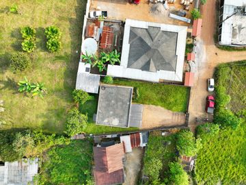 Casa en venta de 3 habitaciones de oportunidad, en Pedro Vicente Maldonado, Quito Ecuador