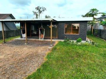 Casa en venta de 3 habitaciones de oportunidad, en Pedro Vicente Maldonado, Quito Ecuador
