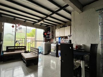 VENTA O PERMUTA CASA CON RENTA EN VENTA SECTOR ALTOS DE BELLAVISTA VIA HACIA TURIN, VILLAMARIA