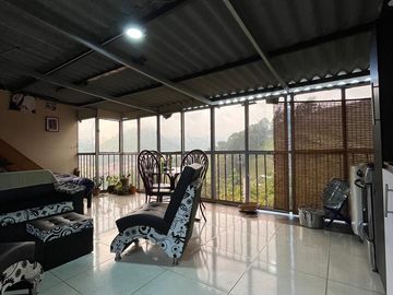 VENTA O PERMUTA CASA CON RENTA EN VENTA SECTOR ALTOS DE BELLAVISTA VIA HACIA TURIN, VILLAMARIA