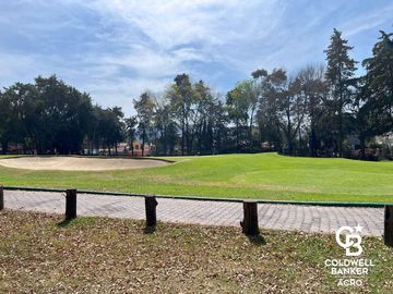 Casa en Venta como Terreno, Club de Golf Hacienda
