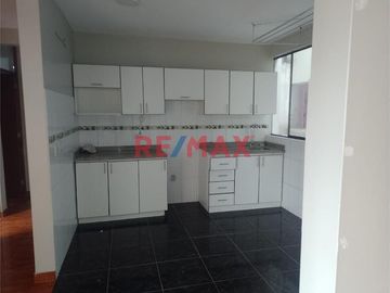 Vendo Lindo Departamenton En Pueblo Joven Mateo Pumacahua Limite Con Chorrillos