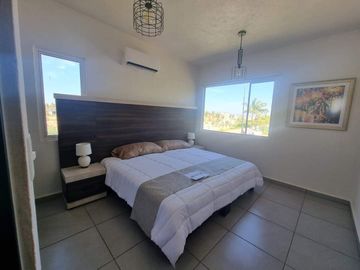 ¡ VENTA CASA 3 RECAMARAS EN ZONA DIAMANTE CON CLUB DE PLAYA !