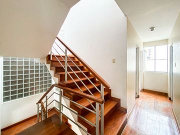 Venta De Casa 144 M2 En Chaclacayo A Una Cuadra Del Parque Central
