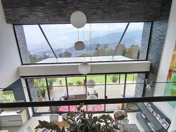 Venta de casa finca en La Estrella La Tablaza