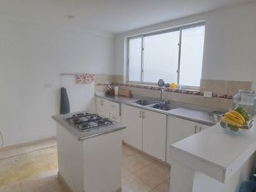 VENTA DE CASA INDEPENDIENTE DE 320 m2 EN LA FLORIDA, VILLAMARÍA, CALDAS.