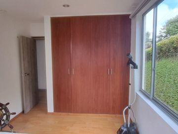 VENTA DE CASA INDEPENDIENTE DE 320 m2 EN LA FLORIDA, VILLAMARÍA, CALDAS.