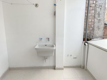 BONITA CASA EN VENTA URB. CAMPO REAL, CAJAMARCA