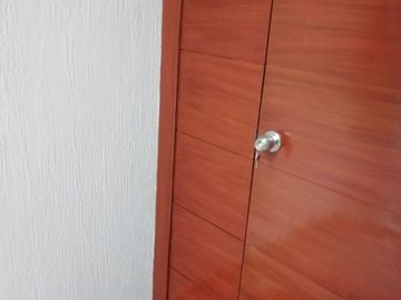 PRECIOSA CASA REMODELADA EN VENTA LOMAS DEL SEMINARIO