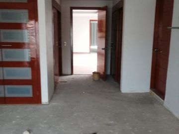 PRECIOSA CASA REMODELADA EN VENTA LOMAS DEL SEMINARIO