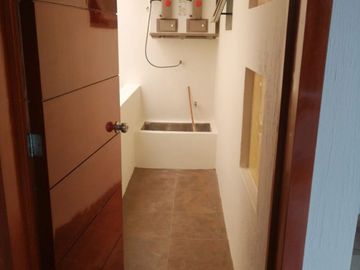 PRECIOSA CASA REMODELADA EN VENTA LOMAS DEL SEMINARIO