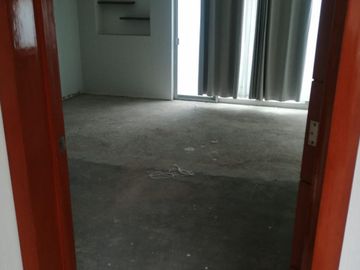 PRECIOSA CASA REMODELADA EN VENTA LOMAS DEL SEMINARIO