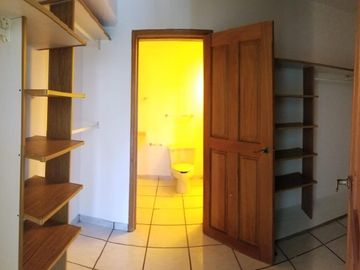 EXCELENTE CASA CONDOMINIO CUMBRES, RESIDENCIAL GUADALUPE