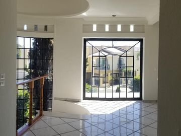 EXCELENTE CASA CONDOMINIO CUMBRES, RESIDENCIAL GUADALUPE