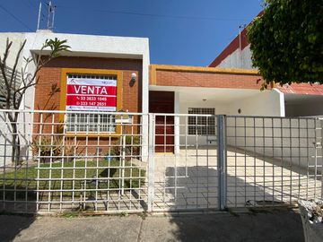 Casa Venta, Cerca Plaza Patria, Colinas de Atemajac, Zapopan
