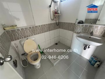 2-storey townhouse, 18 sq m, Pleno Village, Ram Intra-Wongwaen, Soi Liap Khlong Song 10, Kanchanaphisek Road, Hai Rat Road, Khlong Sam Wa District, Ba