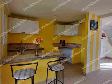 Venta, casa frente al mar