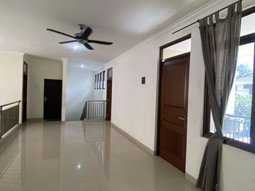 TURUN HARGA! Rumah 2 Lantai di Elang Bintaro Sektor 9, LT 185m², Harga 4.2M-3,9 (NEGO)