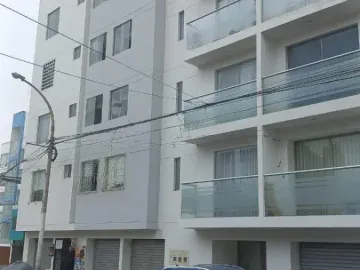 ¡Departamento Nuevo en La Perla Alta con Vista al Mar!