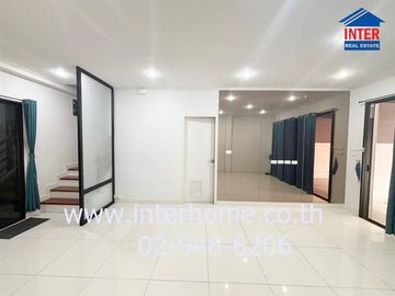 3-storey townhouse, 17.6 sq.w., Supalai Urbana Village, Chaeng Watthana-Pak Kret, Soi Sukhaprachasan 3, Tiwanon Road, Chaeng Watthana-Pak Kret Ro
