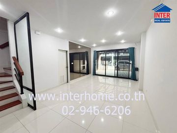 3-storey townhouse, 17.6 sq.w., Supalai Urbana Village, Chaeng Watthana-Pak Kret, Soi Sukhaprachasan 3, Tiwanon Road, Chaeng Watthana-Pak Kret Ro