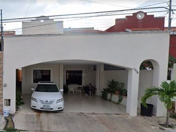 PRECIOSA CASA EN MERIDA
