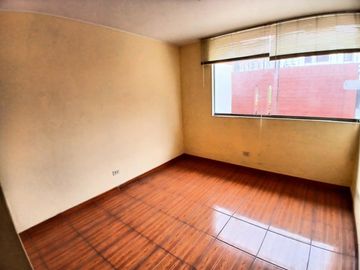 🏡 ¡CASA IDEAL PARA FAMILIAS GRANDES EN LA MOLINA! 3 DEPARTAMENTOS EN 1 🏡✨