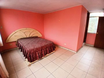 🏡 ¡CASA IDEAL PARA FAMILIAS GRANDES EN LA MOLINA! 3 DEPARTAMENTOS EN 1 🏡✨