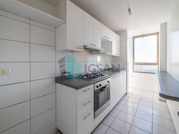 Departamento en Venta en Macul 2D/2B + Estacionamiento y Gran Bodega