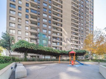 Departamento en Venta en Macul 2D/2B + Estacionamiento y Gran Bodega